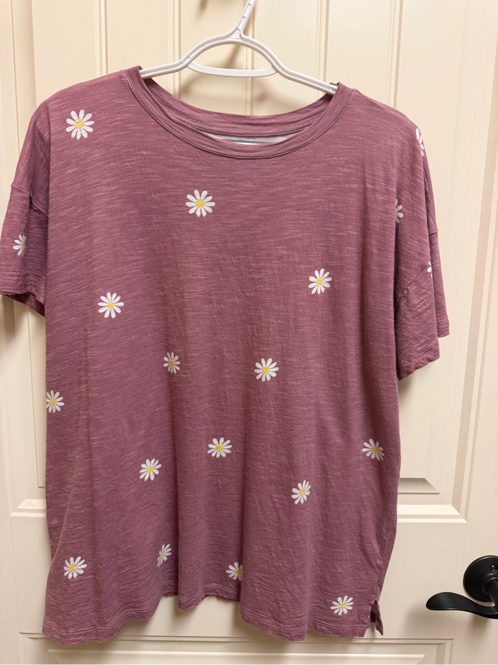 Mauve Daisy Print Short Sleeve Crew Tee